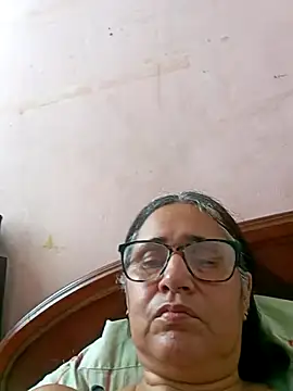  candi online show from February 20, 6:02 pm