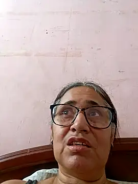  candi online show from February 22, 5:57 pm