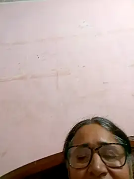  candi online show from February 26, 1:21 am