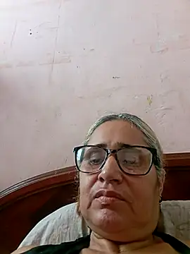  candi online show from September 29, 2:33 pm