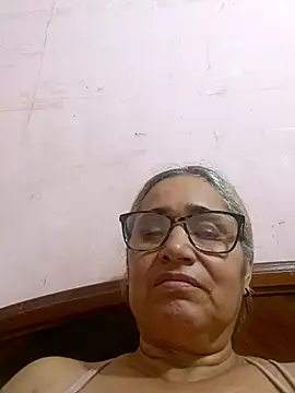  candi online show from November 4, 1:48 am