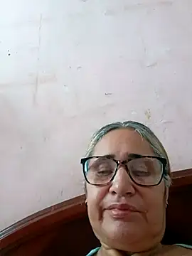  candi online show from November 24, 2:28 pm