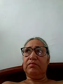  candi online show from February 3, 12:21 pm