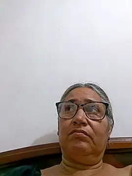  candi online show from February 17, 12:51 am