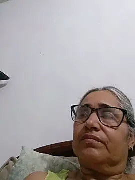  candi online show from May 16, 12:40 am
