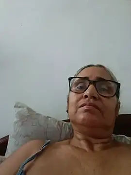  candi online show from June 8, 11:54 am