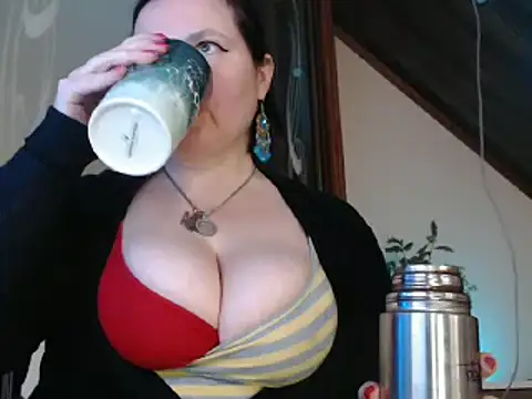 Snapshot of amorelara chatting on March 1, 11:50 am amorelara online show from March 1, 11:50 am