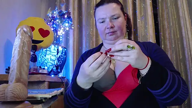 amorelara online show from March 2, 3:41 am