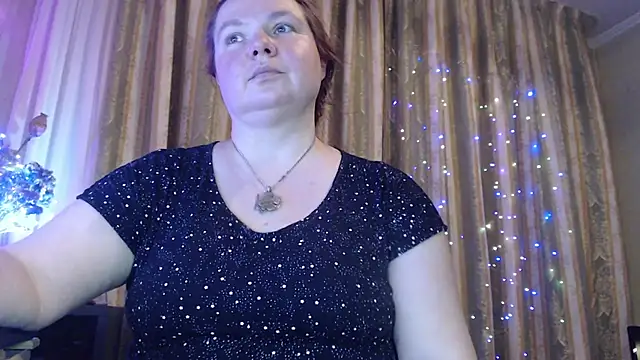 Snapshot of amorelara chatting on June 30, 3:13 pm amorelara online show from June 30, 3:13 pm