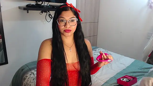 Snapshot of Prins_jazmin chatting on September 14, 4:33 am Prins jazmin online show from September 14, 4:33 am
