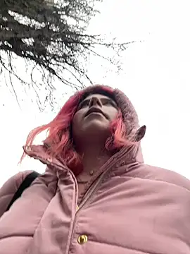 RiriRoseey online show from March 1, 8:23 am