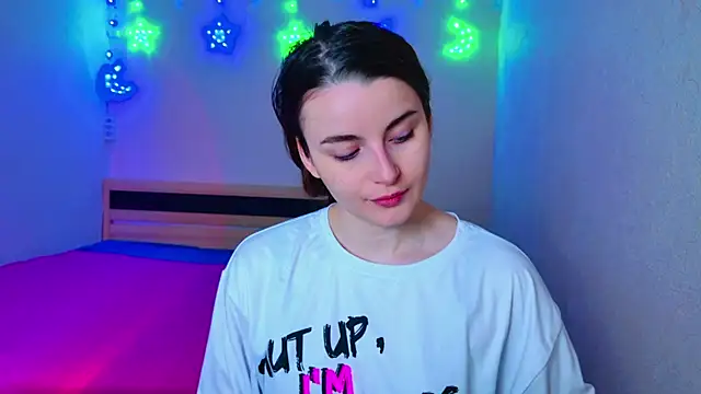 Snapshot of Miss_Arwen chatting on December 9, 3:29 am Miss Arwen online show from December 9, 3:29 am