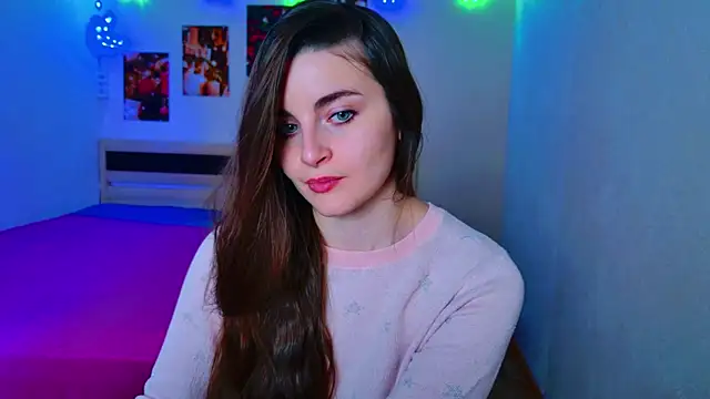 Snapshot of Miss_Arwen chatting on December 13, 8:20 am Miss Arwen online show from December 13, 8:20 am