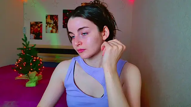 Snapshot of Miss_Arwen chatting on December 16, 2:57 am Miss Arwen online show from December 16, 2:57 am