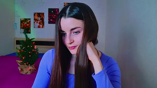 Snapshot of Miss_Arwen chatting on December 18, 7:04 am Miss Arwen online show from December 18, 7:04 am