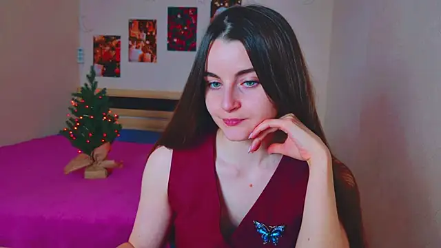 Snapshot of Miss_Arwen chatting on December 19, 8:02 am Miss Arwen online show from December 19, 8:02 am