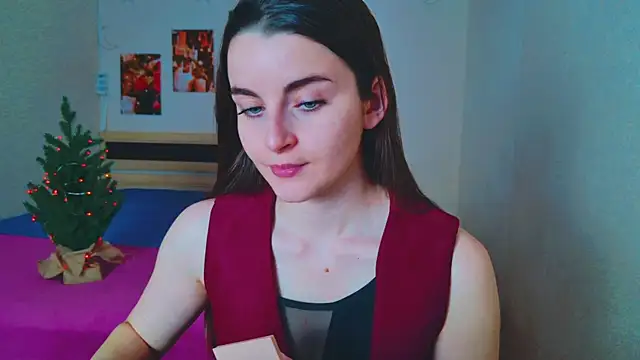 Snapshot of Miss_Arwen chatting on December 24, 8:11 am Miss Arwen online show from December 24, 8:11 am