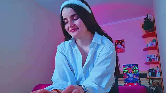 Snapshot of Miss_Arwen chatting on January 13, 6:49 am Miss Arwen online show from January 13, 6:49 am