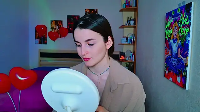 Snapshot of Miss_Arwen chatting on February 14, 5:09 am Miss Arwen online show from February 14, 5:09 am