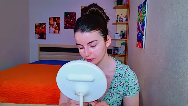 Snapshot of Miss_Arwen chatting on March 5, 3:08 am Miss Arwen online show from March 5, 3:08 am