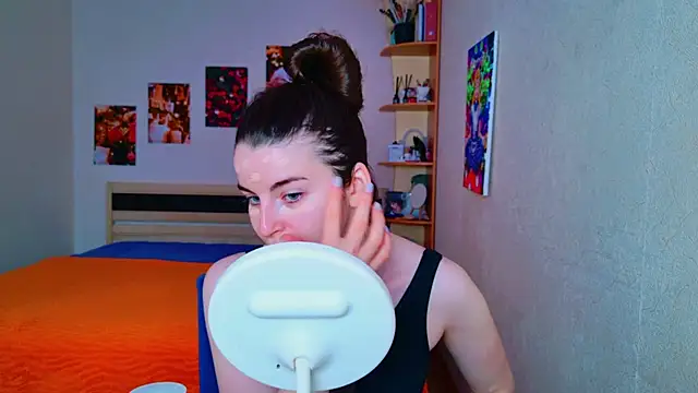 Snapshot of Miss_Arwen chatting on March 6, 4:30 am Miss Arwen online show from March 6, 4:30 am