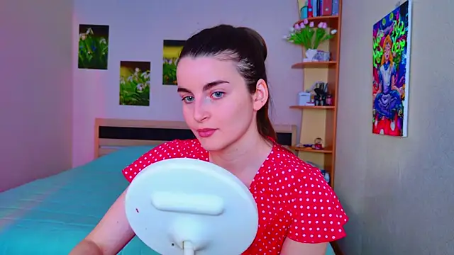 Snapshot of Miss_Arwen chatting on March 13, 5:11 am Miss Arwen online show from March 13, 5:11 am