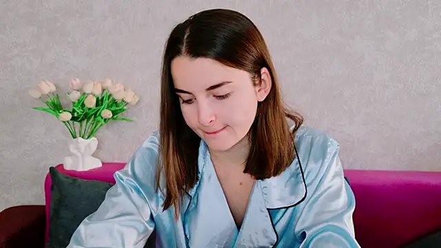 Snapshot of Miss_Arwen chatting on September 25, 7:01 am Miss Arwen online show from September 25, 7:01 am