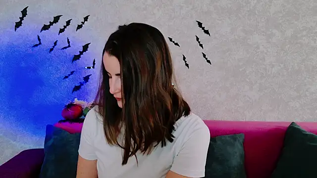 Snapshot of Miss_Arwen chatting on October 23, 4:23 am Miss Arwen online show from October 23, 4:23 am