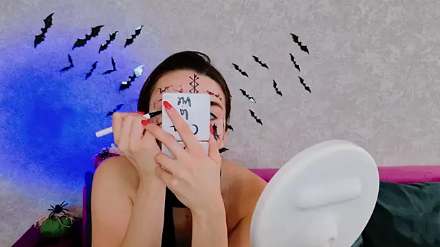 Snapshot of Miss_Arwen chatting on October 31, 2:56 am Miss Arwen online show from October 31, 2:56 am