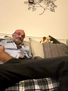 Shyboy817 online show from November 8, 1:39 am