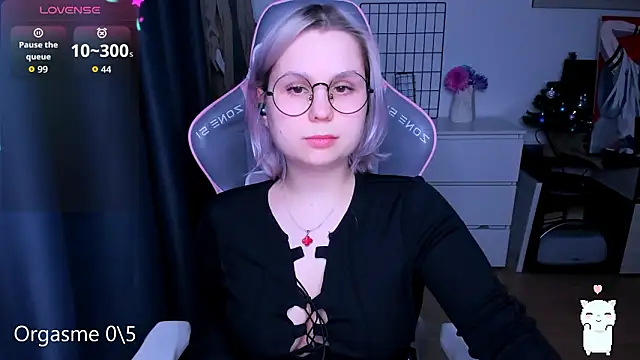 Snapshot of miray_kuriyama123 chatting on March 8, 5:50 pm miray kuriyama123 online show from March 8, 5:50 pm