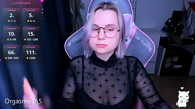 Snapshot of miray_kuriyama123 chatting on March 15, 5:19 pm miray kuriyama123 online show from March 15, 5:19 pm