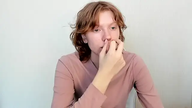 StellaDavis online show from March 12, 8:09 am