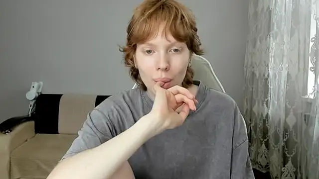 StellaDavis online show from June 22, 10:23 am