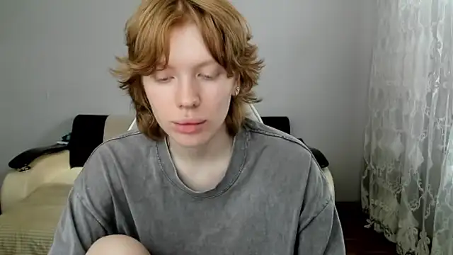 StellaDavis online show from August 1, 12:37 pm