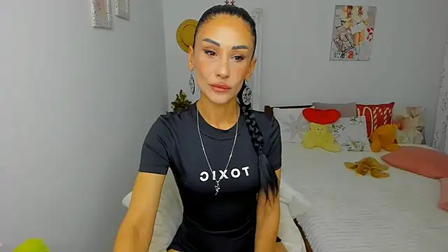 Snapshot of Blackeyeslady chatting on December 19, 6:48 pm Blackeyeslady online show from December 19, 6:48 pm