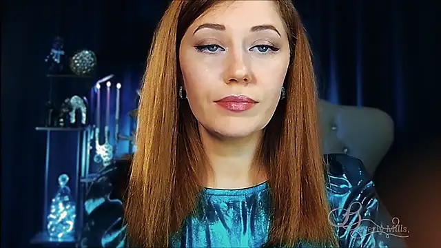 Snapshot of MissBeverlyMills chatting on April 23, 1:24 pm MissBeverlyMills online show from April 23, 1:24 pm