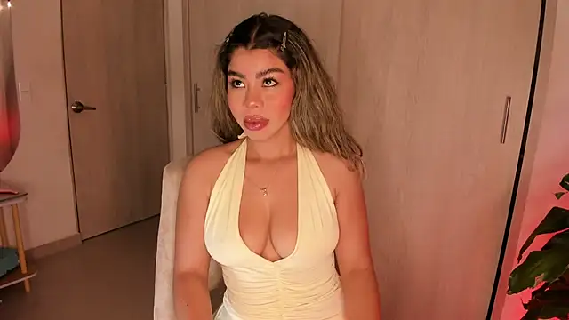Melina Ferrer1 online show from June 25, 1:48 pm