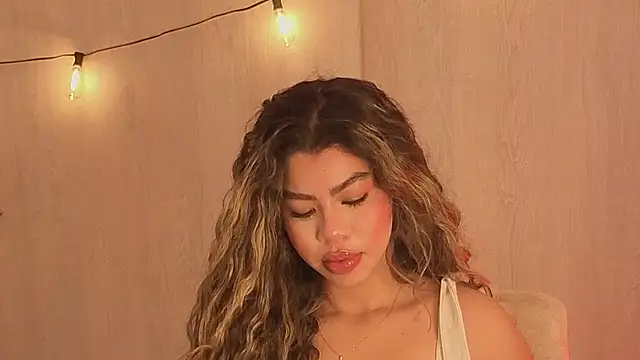 Melina Ferrer1 online show from July 26, 1:40 pm