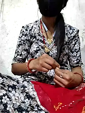 Snapshot of Anushka_Ji chatting on February 21, 7:42 am Anushka Ji online show from February 21, 7:42 am