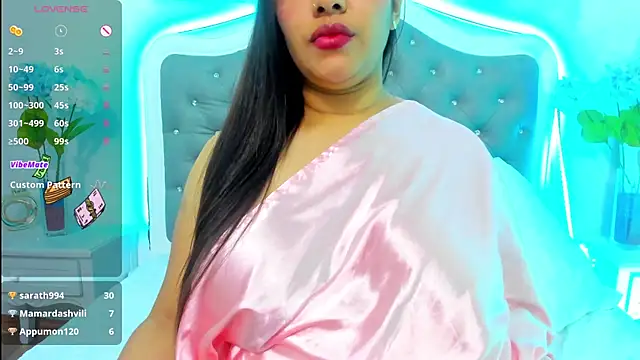 Snapshot of krishaa_ chatting on February 22, 3:47 pm krishaa online show from February 22, 3:47 pm