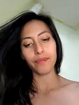 Snapshot of Anahi_cake chatting on March 14, 3:37 am Anahi cake online show from March 14, 3:37 am