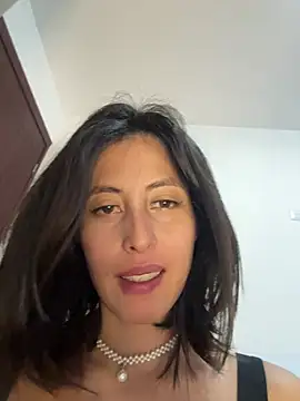 Anahi cake online show from April 28, 11:10 pm