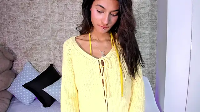 bonnie-love online show from January 9, 8:21 pm