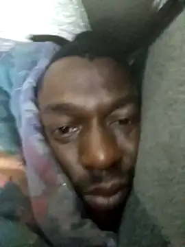 Snapshot of playboy1234xxxxx chatting on December 4, 5:06 am playboy1234xxxxx online show from December 4, 5:06 am