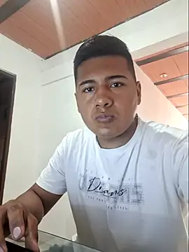 Snapshot of Willner08 chatting on March 11, 1:56 pm Willner08 online show from March 11, 1:56 pm