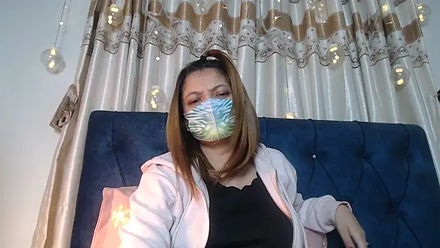 Jen jennyy1 online show from January 21, 7:50 pm
