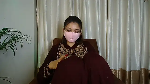 Jen jennyy1 online show from February 10, 9:30 pm