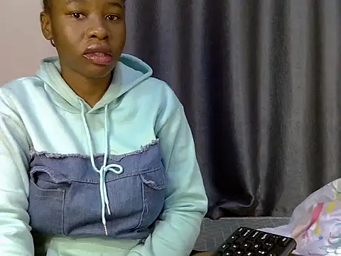 Novah  online show from July 7, 4:44 pm