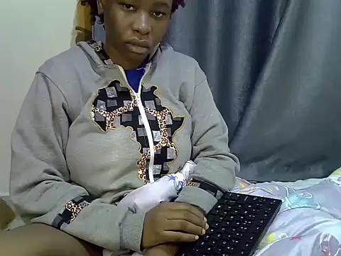 Novah  online show from July 29, 1:48 am
